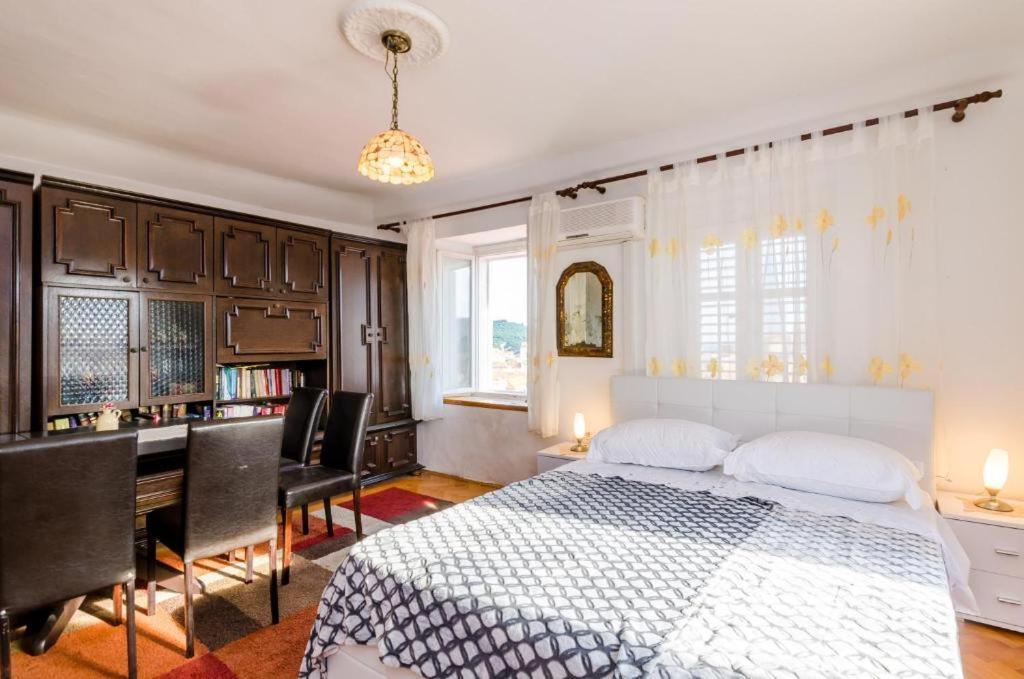 Apartment Ivona Dubrovnik Bagian luar foto